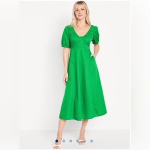 Old Navy Petite Medium Puff-Sleeve Midi Swing Dress